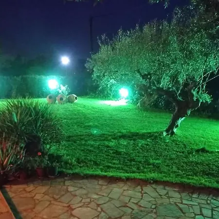 Dimitra'S Garden Villa Kalamata Exterior photo