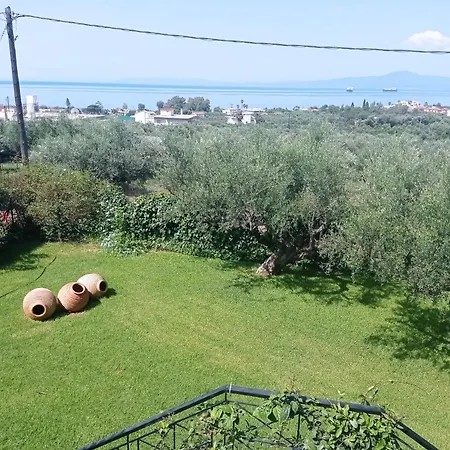Dimitra'S Garden Villa Kalamata Exterior photo